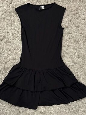 black crochet dress h&m H&M Coachella Crochet Dress Size 6 S (4-6)